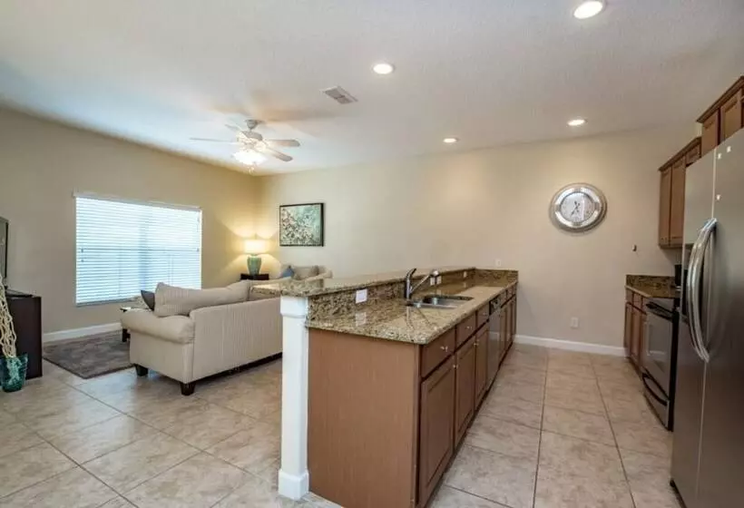 Townhome In Champions Gate Resort 2827