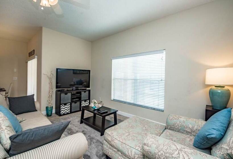 Townhome In Champions Gate Resort 2827