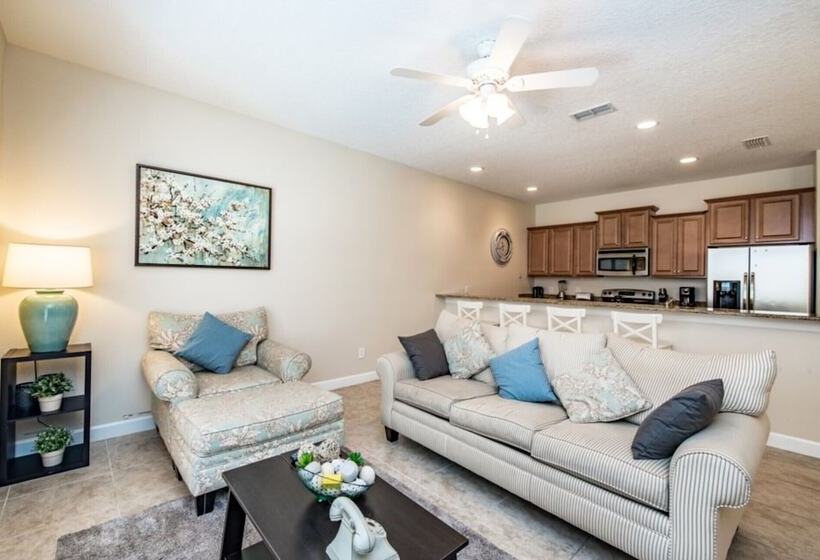 Townhome In Champions Gate Resort 2827