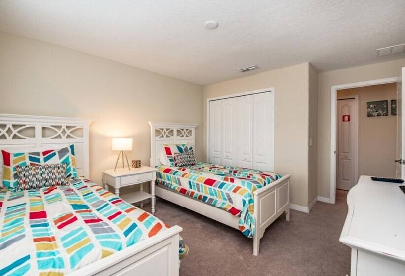 Townhome In Champions Gate Resort 2827
