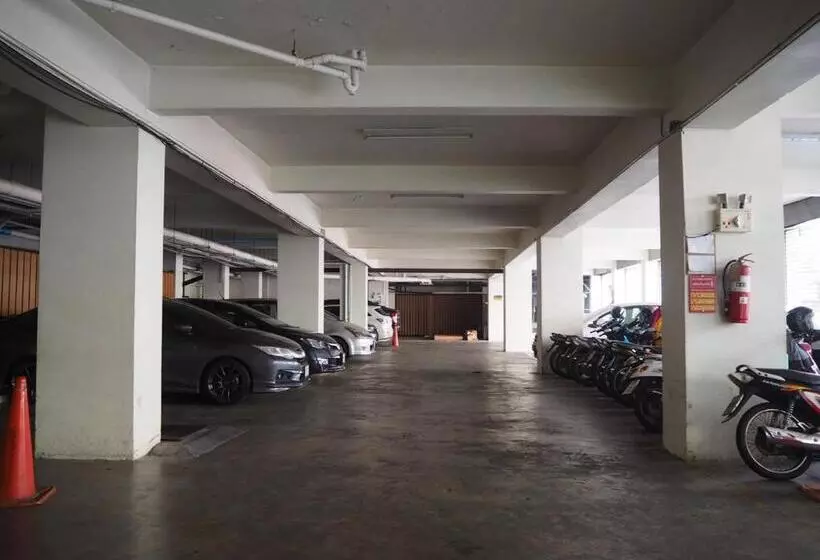 Hotel Golden Crown Grand