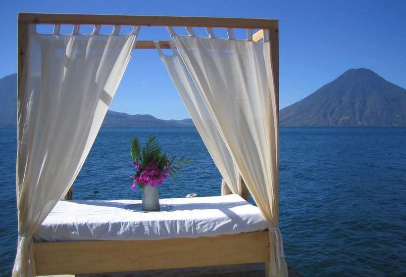 هتل Y Restaurante La Casa Rosa