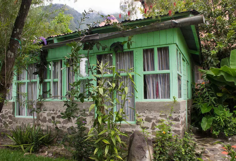 هتل Y Restaurante La Casa Rosa