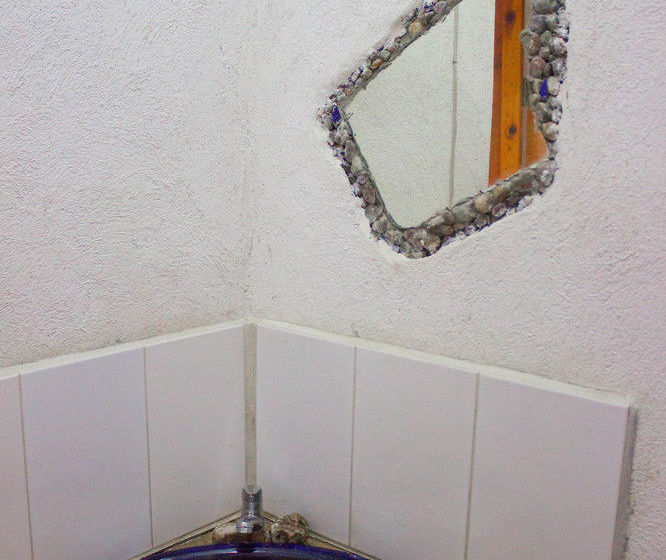 هتل Y Restaurante La Casa Rosa