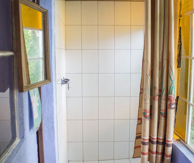 هتل Y Restaurante La Casa Rosa