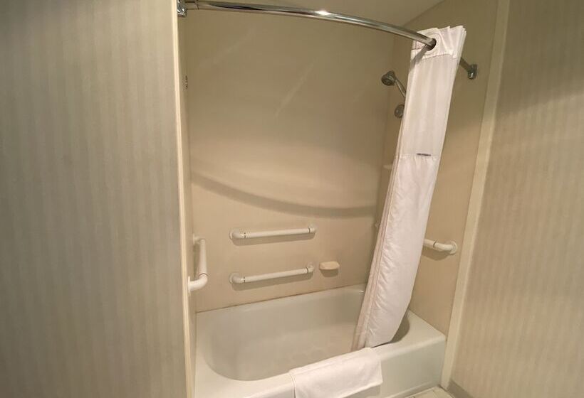 فندق Lajunta Inn