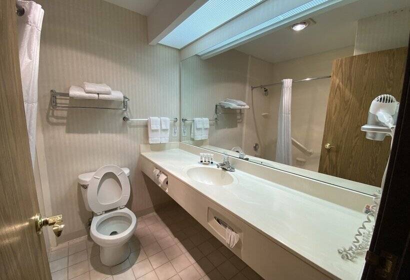 فندق Lajunta Inn