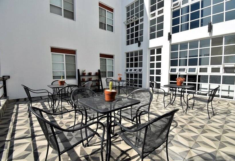 فندق Mexico Inn Express