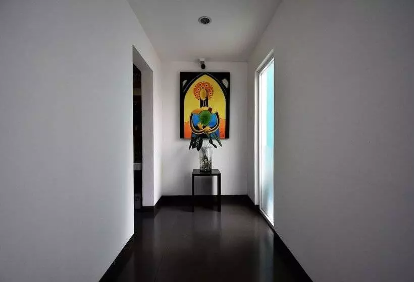 ホテル Mexico Inn Express