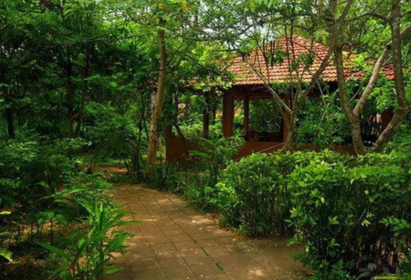 Отель Nature Lanka Ayurveda Resort