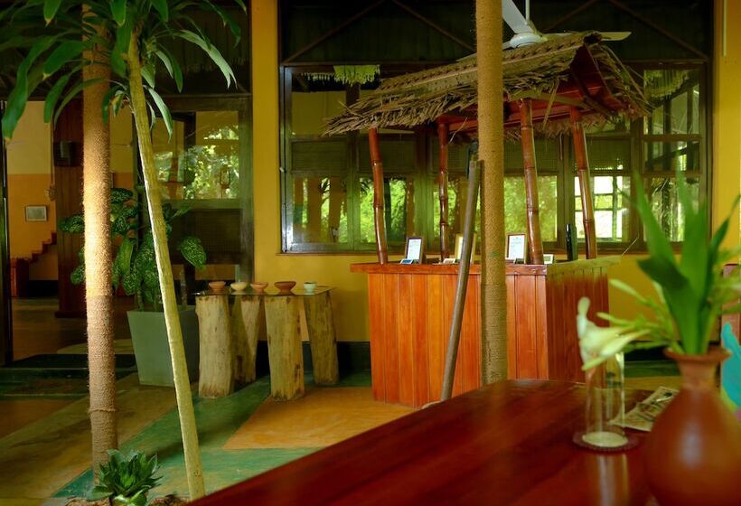 Отель Nature Lanka Ayurveda Resort