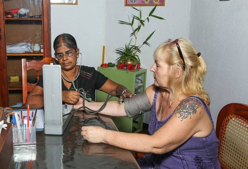 Отель Nature Lanka Ayurveda Resort