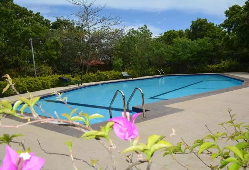 בית מלון כפרי Nature Lanka Ayurveda Resort