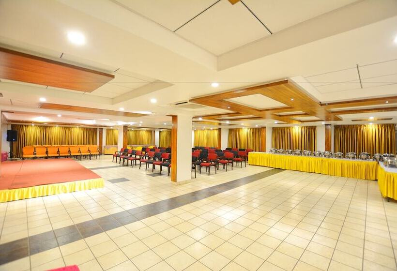 هتل Sepoy Grande Mysore