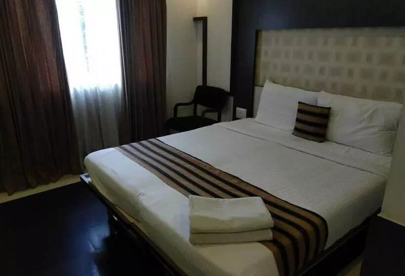 Hotel Sepoy Grande Mysore