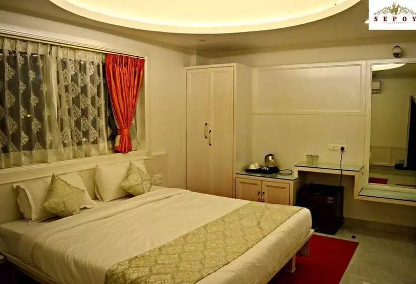 Hotel Sepoy Grande Mysore