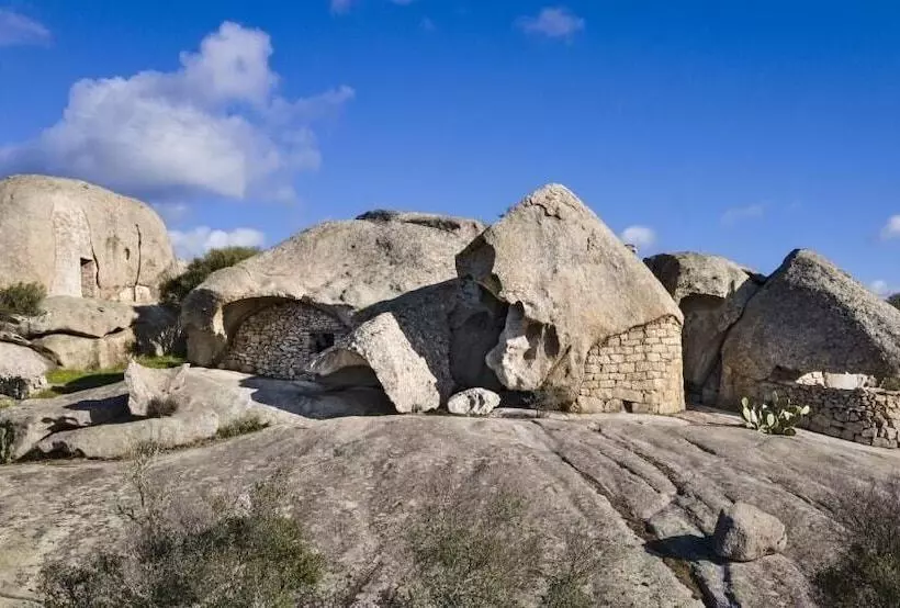 هتل Tenuta Pilastru Country Resort & Spa