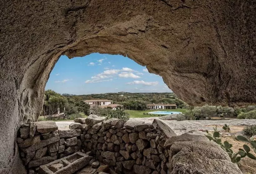 هتل Tenuta Pilastru Country Resort & Spa