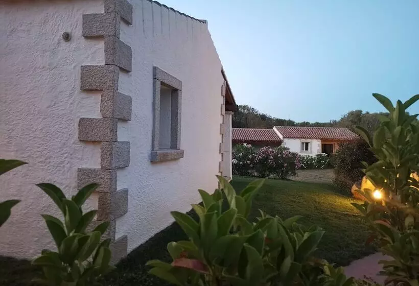 هتل Tenuta Pilastru Country Resort & Spa