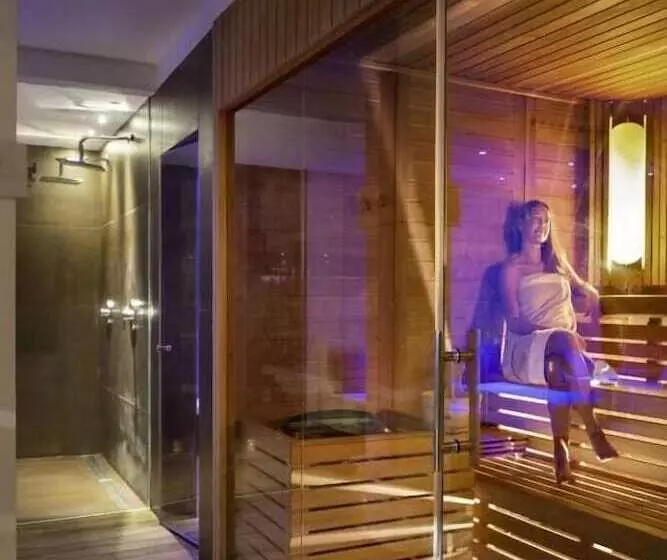 هتل Tenuta Pilastru Country Resort & Spa