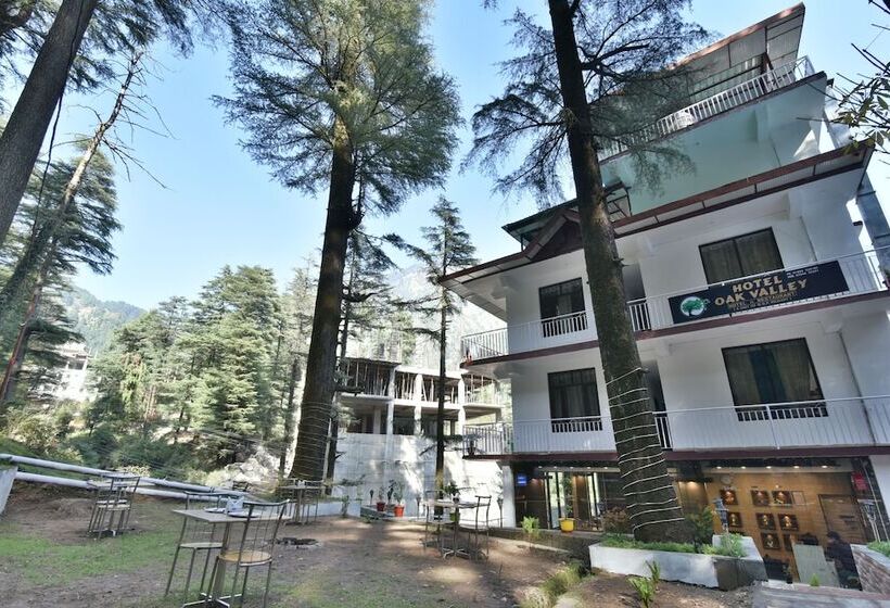ホテル The Oak Valley