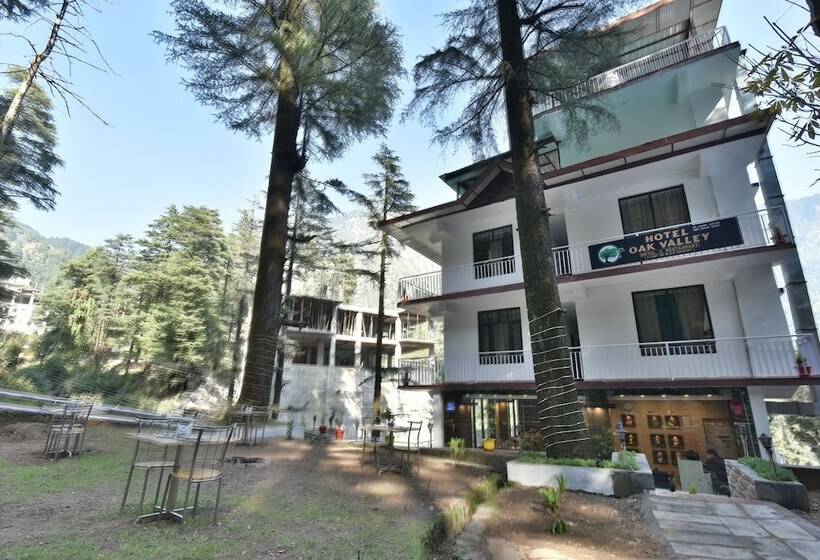 ホテル The Oak Valley