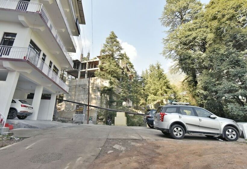 ホテル The Oak Valley