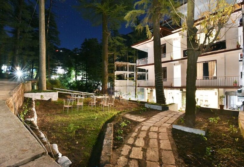 ホテル The Oak Valley