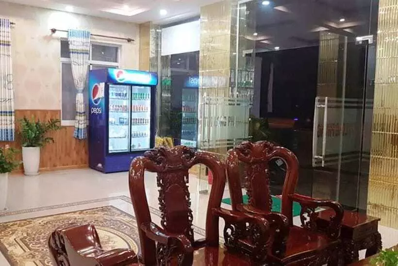 هتل Thi Long Phung