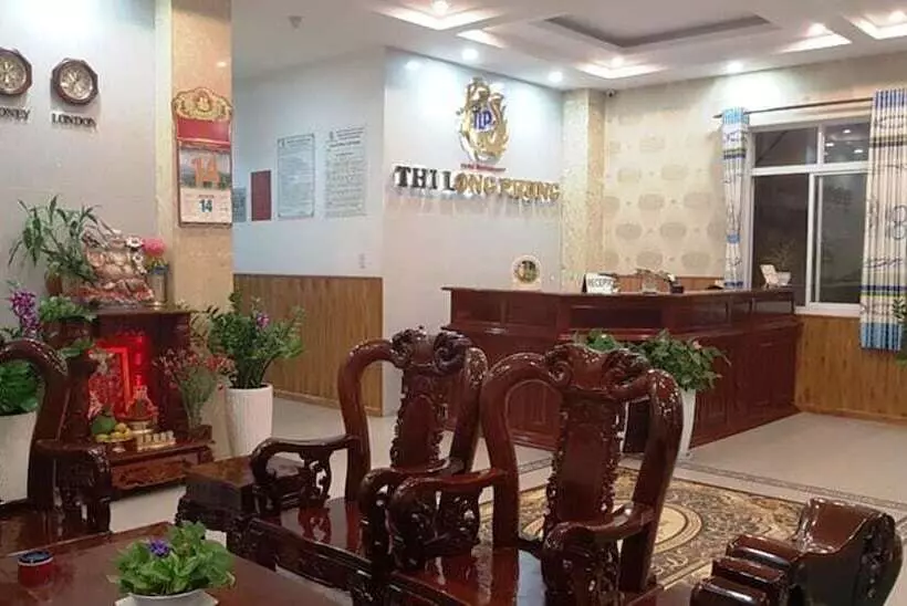 هتل Thi Long Phung