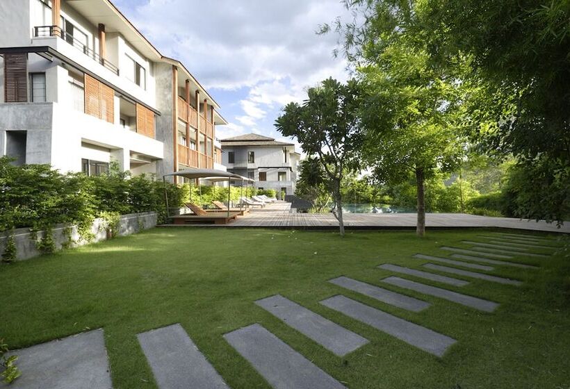 בית מלון כפרי Veranda High Residence