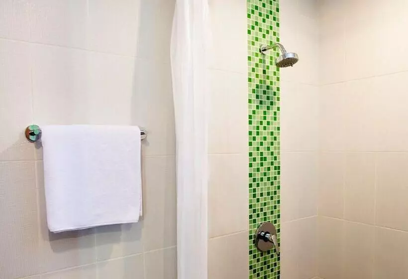 Zest Harbour Bay Batam By Swiss Belhotel International
