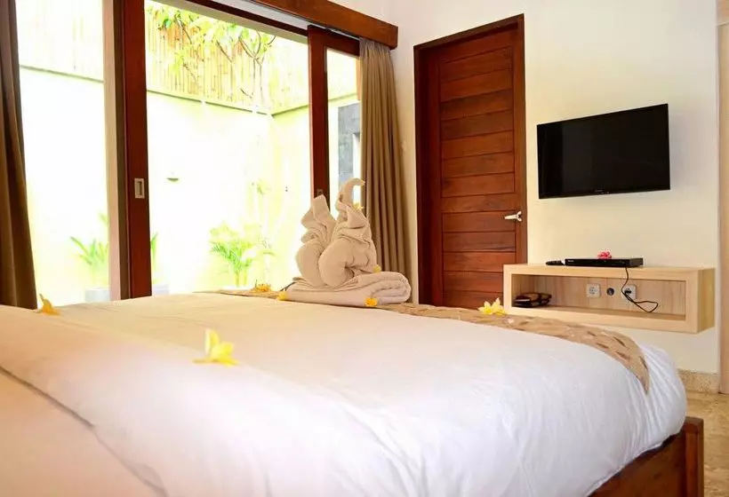 Jas Green Villas And Spa