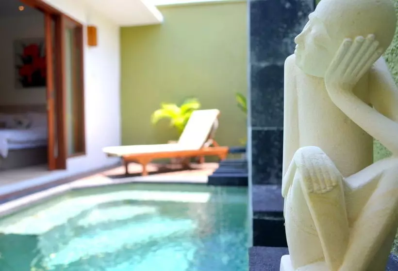 Jas Green Villas And Spa