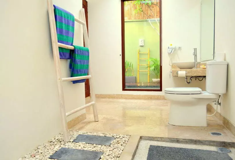 Jas Green Villas And Spa