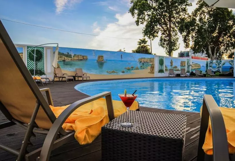 Lagoa ApartmentHotel