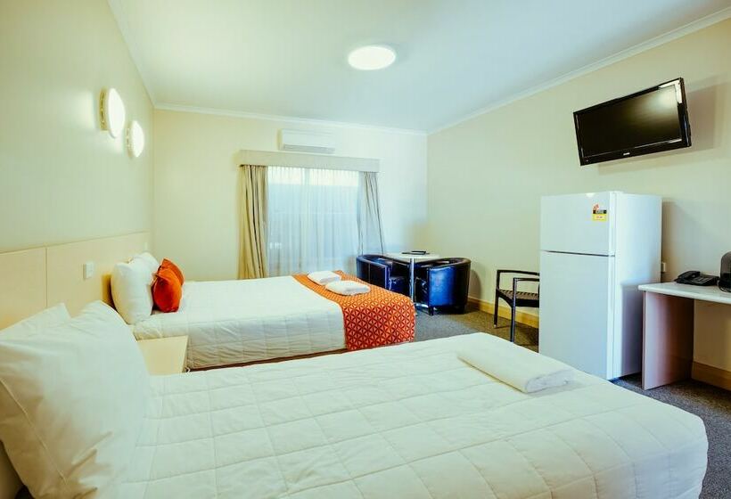 汽车旅馆  Club Motor Inn