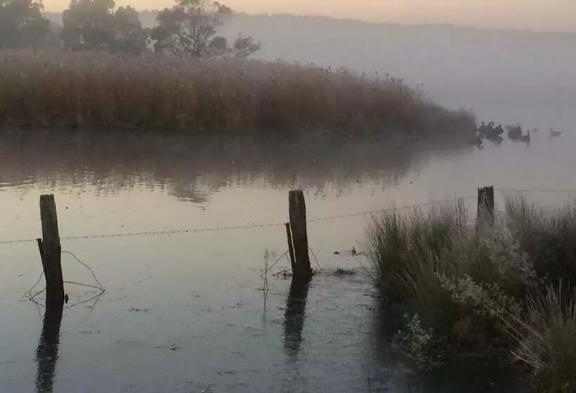 Мотель Idlewilde Country & Town Motorinn