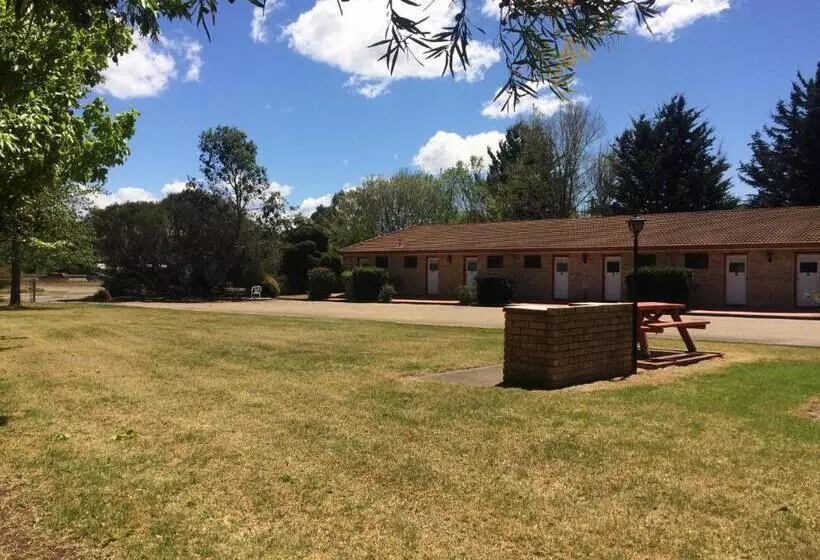 Мотель Idlewilde Country & Town Motorinn