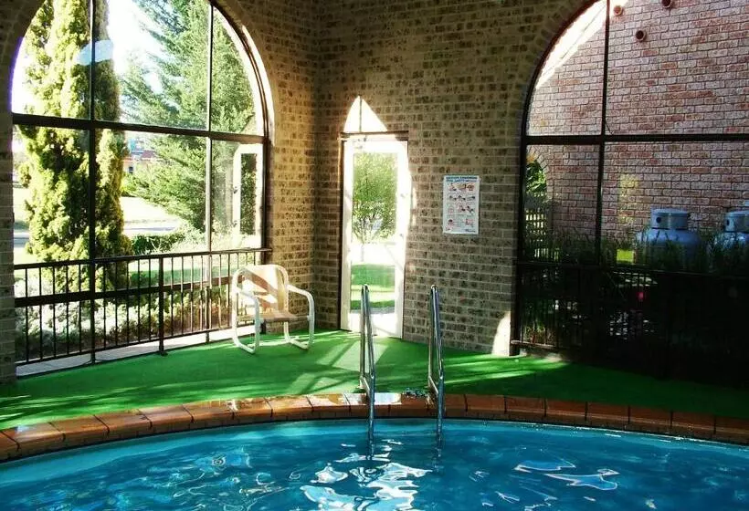 Мотель Idlewilde Country & Town Motorinn