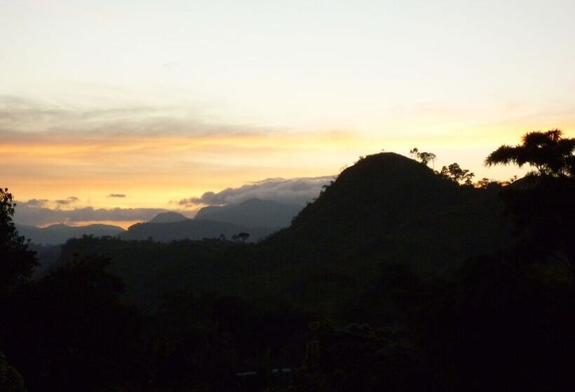 پانسیون La Escalinata