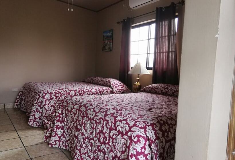 پانسیون La Escalinata