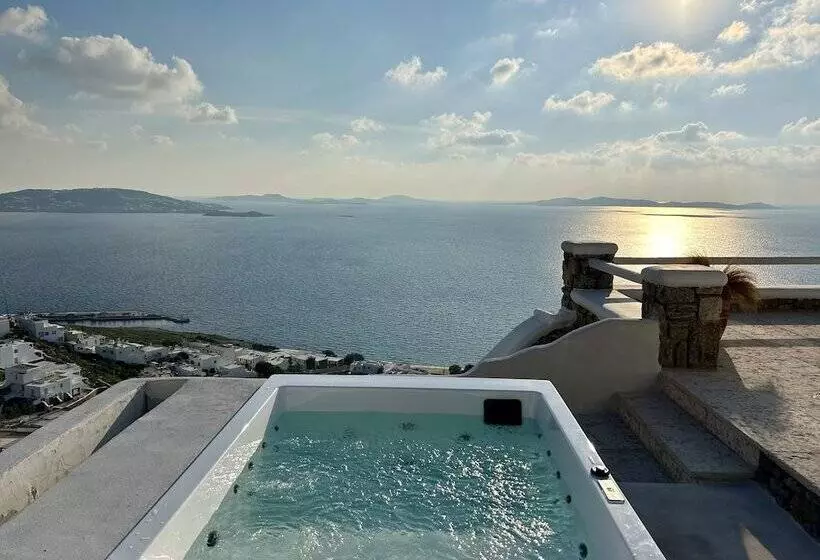 Pension (Hôtel basse catégorie) La Maison Blanche