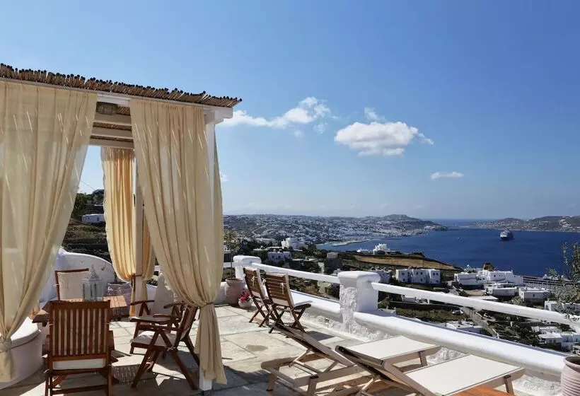 Pension (Hôtel basse catégorie) La Maison Blanche