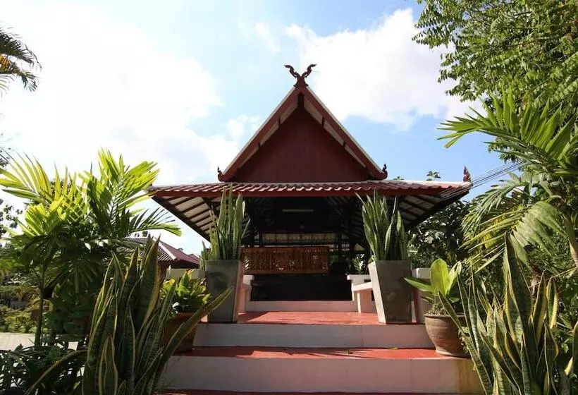 پانسیون Little Teak Home Stay