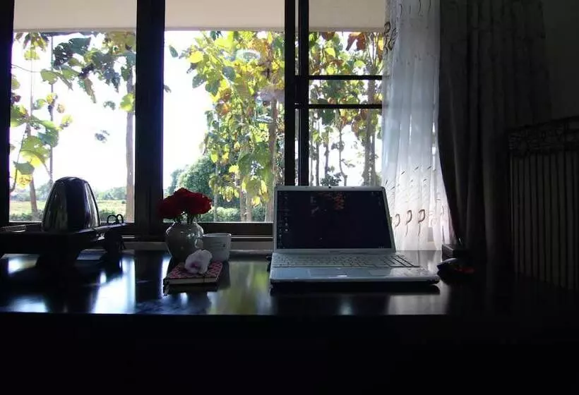 پانسیون Little Teak Home Stay