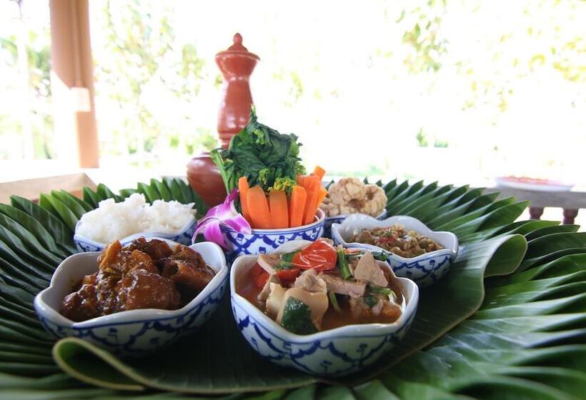 פנסיון Little Teak Home Stay