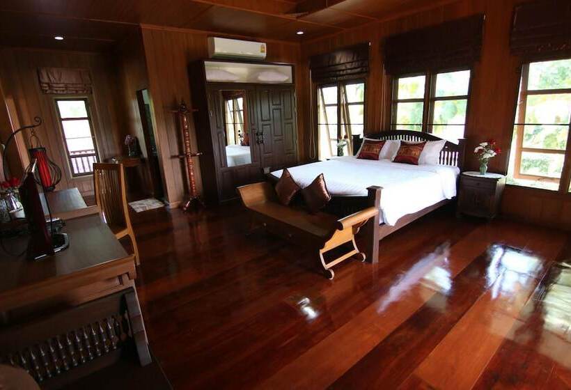 פנסיון Little Teak Home Stay