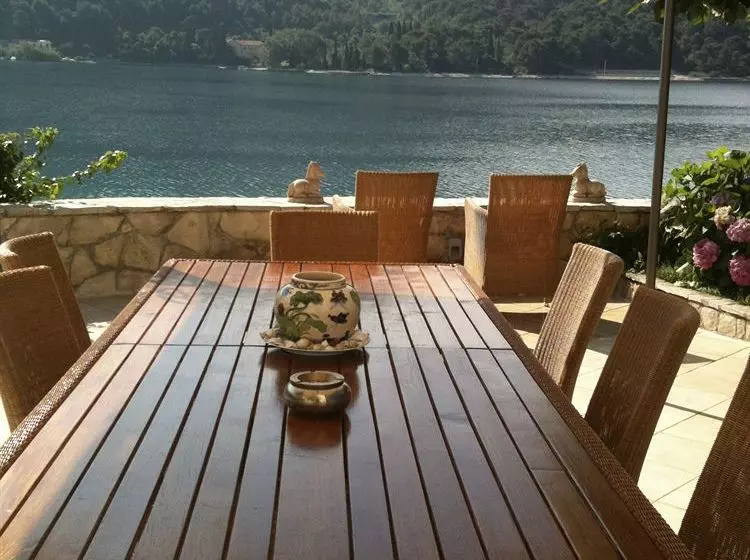 Пансион Villa Almadria Luxury Bed & Breakfast Adults Only