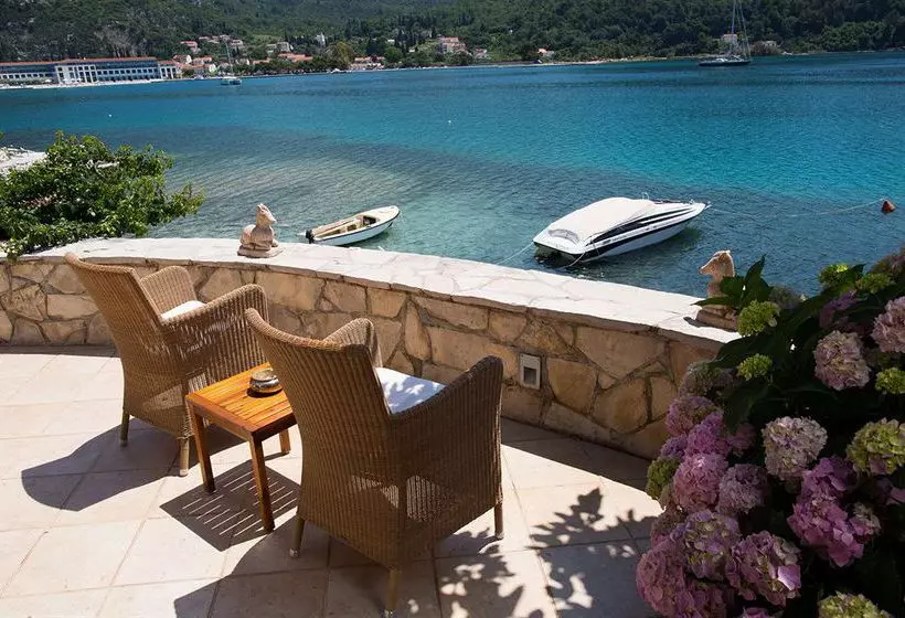 Пансион Villa Almadria Luxury Bed & Breakfast Adults Only